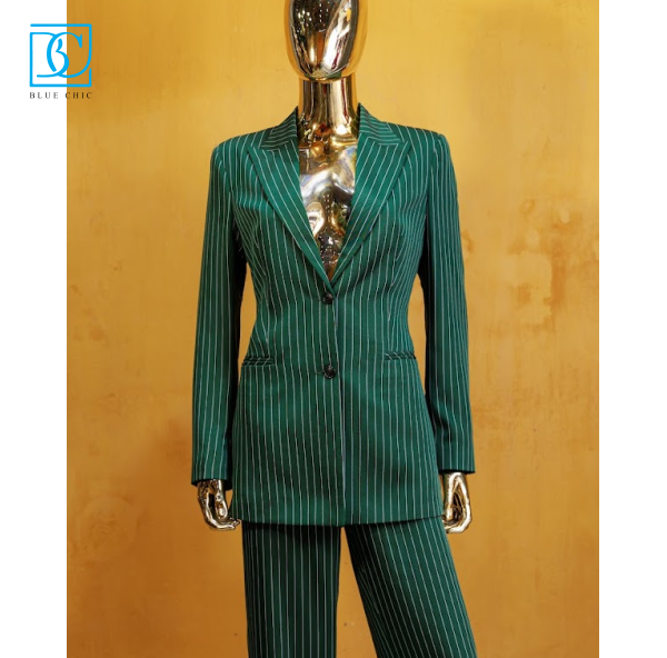 Elegant Lady Suit