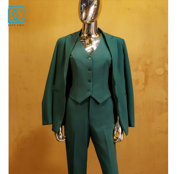 Lady Signature Suit