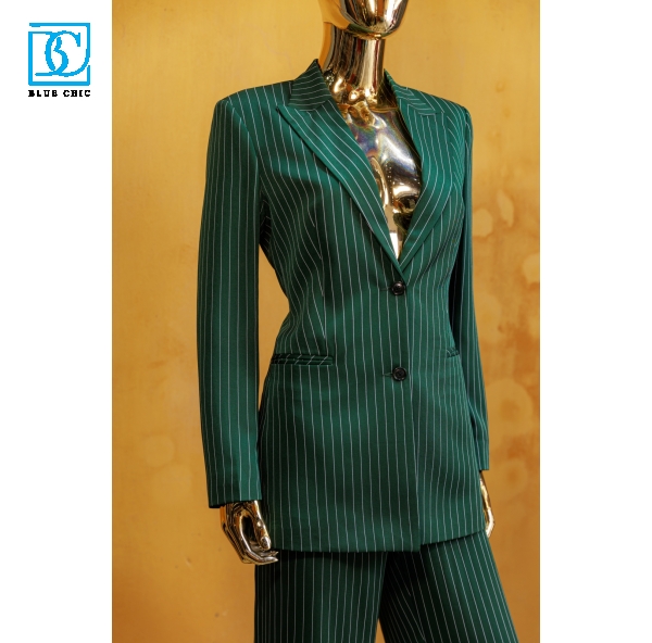 Elegant Lady Suit