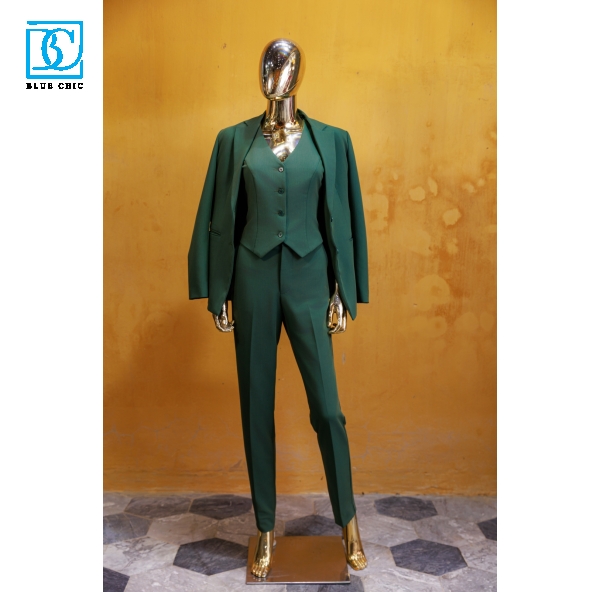 Lady Signature Suit