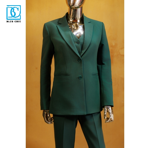 Lady Signature Suit
